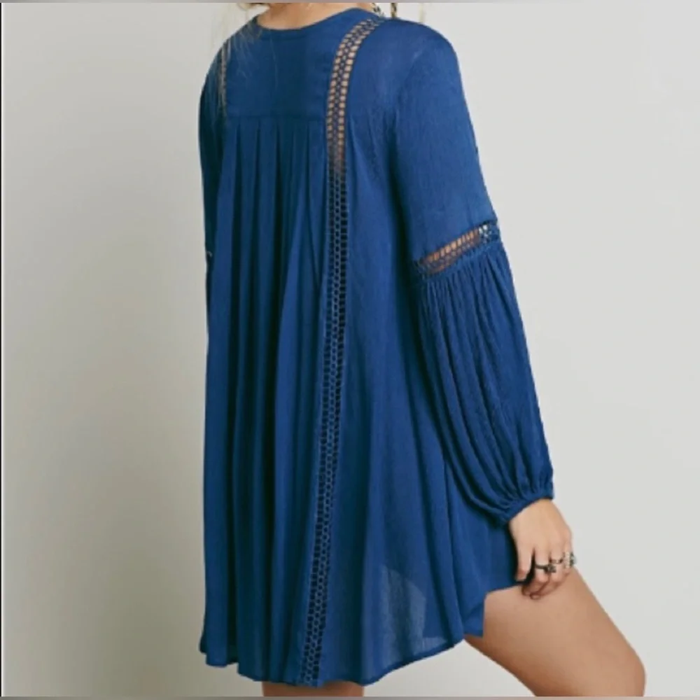 Free People Baby Doll Lace‎ Inset Tunic Sz Small Blue